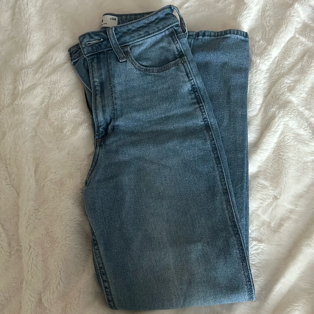 Hollister high rise mom jeans